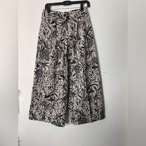 Women’s graphic print, wide pants, size small